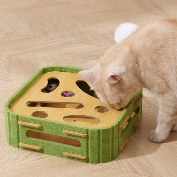 Felt and Sisal Cat Scratcher Cube